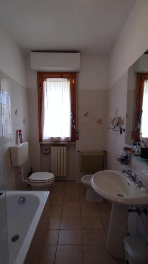 La Casa Dei Viaggiatori - Viareggio - Posto Auto Gratuito Apartment Exterior photo